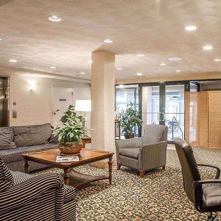 Comfort Inn At Newport Beach Μίντλταουν Εξωτερικό φωτογραφία