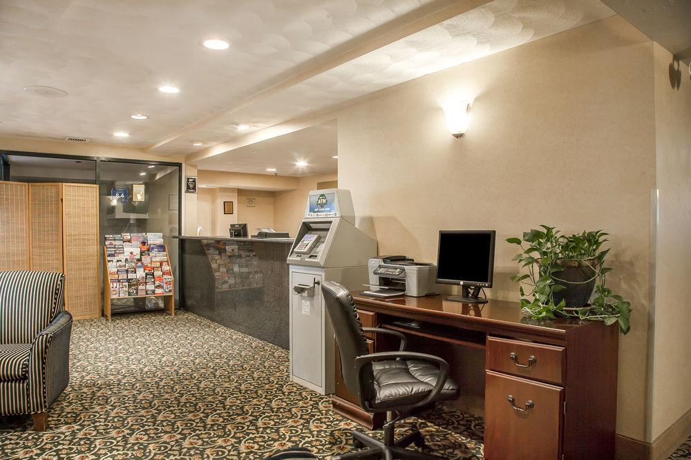 Comfort Inn At Newport Beach Μίντλταουν Εξωτερικό φωτογραφία
