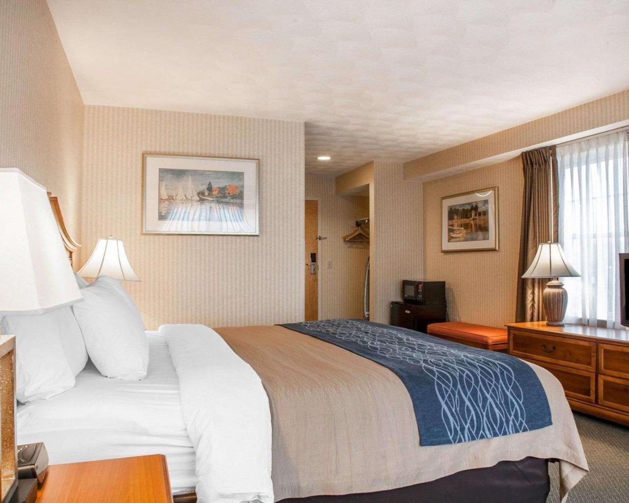 Comfort Inn At Newport Beach Μίντλταουν Εξωτερικό φωτογραφία