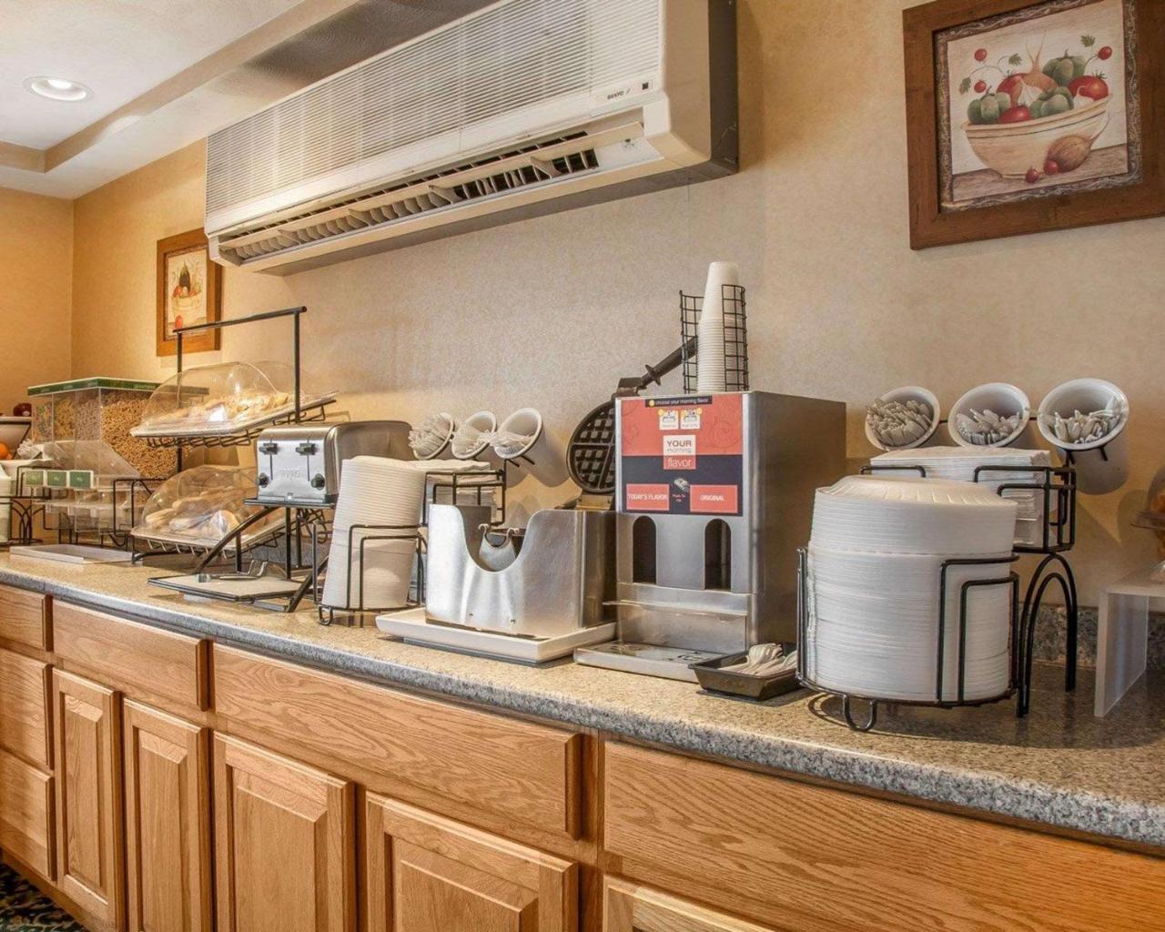 Comfort Inn At Newport Beach Μίντλταουν Εξωτερικό φωτογραφία